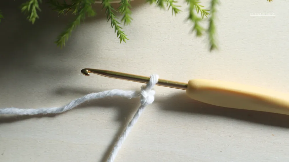 A Complete Beginner’s Guide to Basic Crochet Stitches