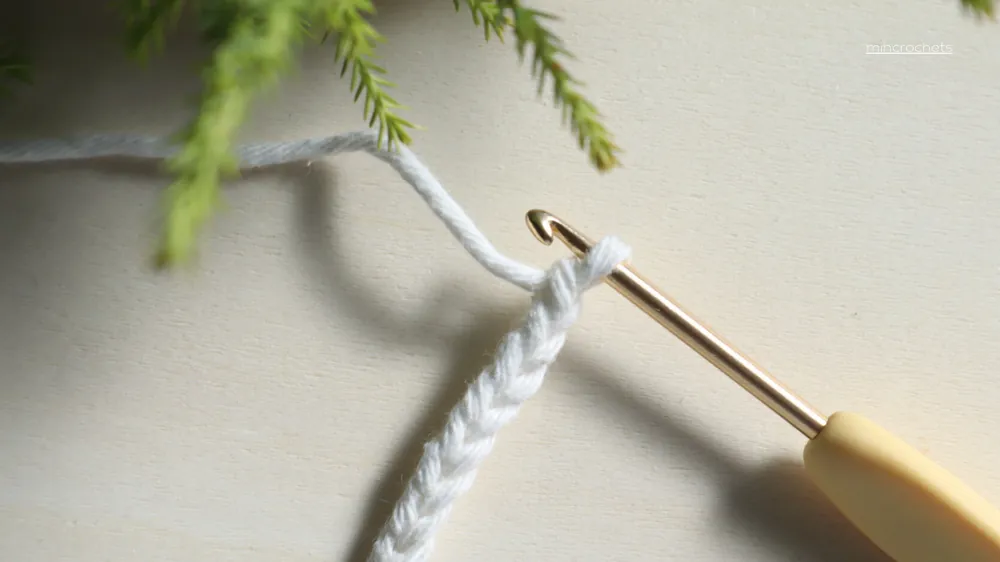 A Complete Beginner’s Guide to Basic Crochet Stitches